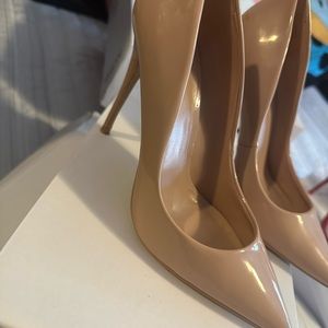 Aldo nude heel
